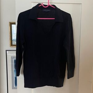 Tommy Hilfiger Women's Navy V-Neck Sweater